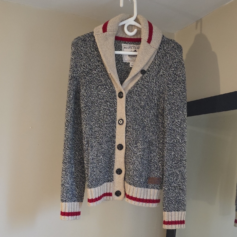 Roots Shawl Collar Knit Cardigan - Gray and Cream with Red